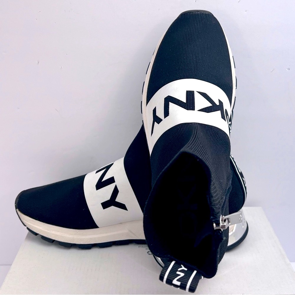 DKNY WOMEN’S MACE SOCK HIGH-TOP SNEAKER BOOTIES, TEXTILE UPPER, BLACK SIZE 9.5
